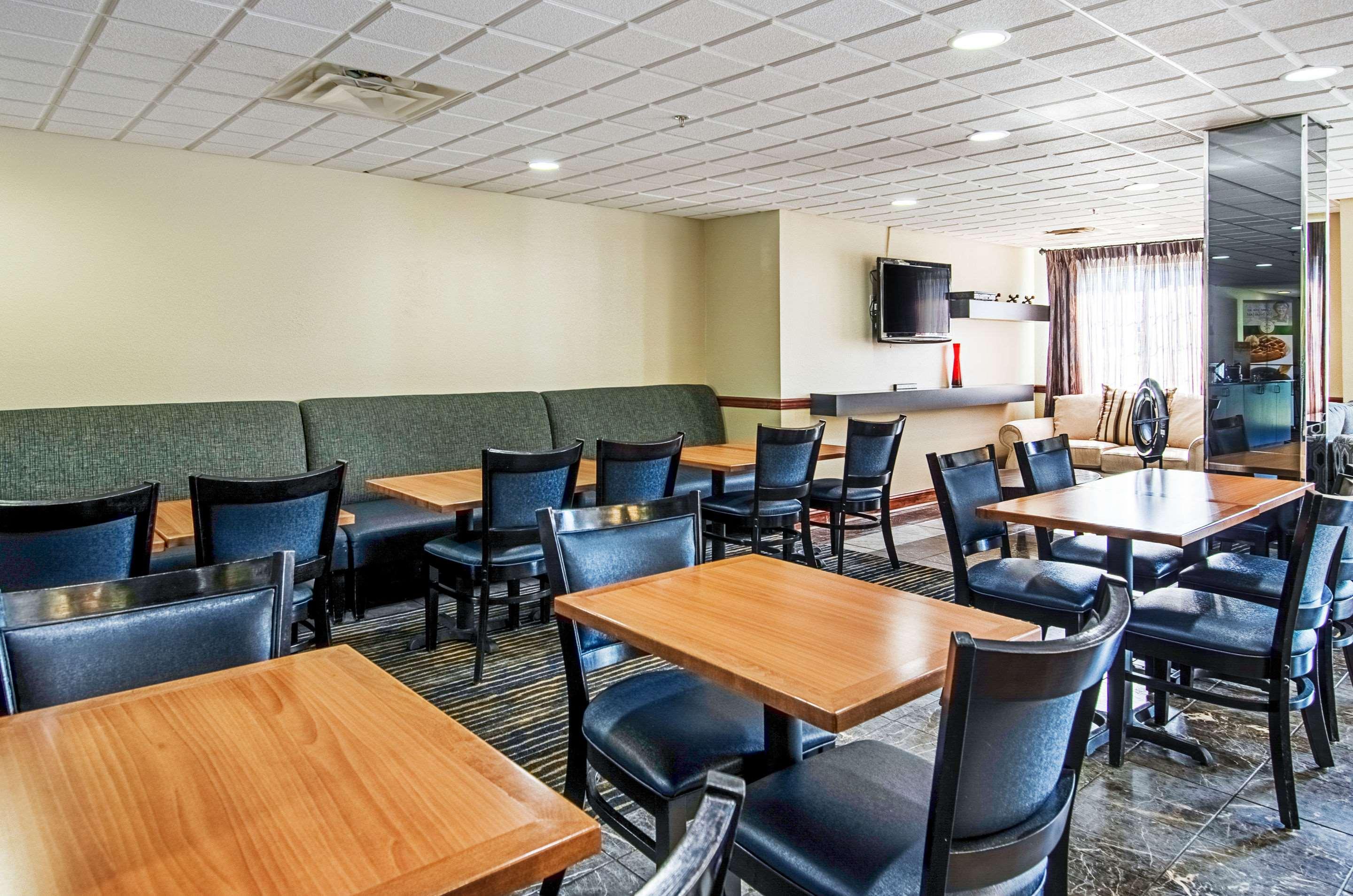 Quality Inn & Suites I-81 Exit 7 Bristol Eksteriør bilde