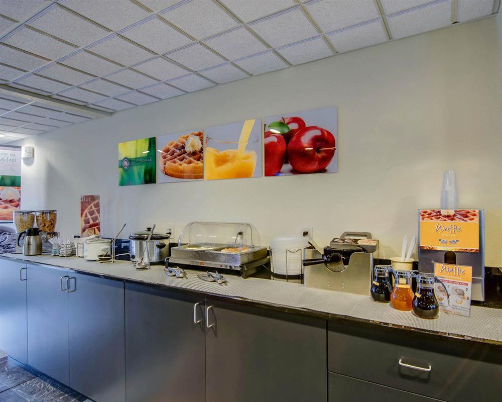 Quality Inn & Suites I-81 Exit 7 Bristol Eksteriør bilde