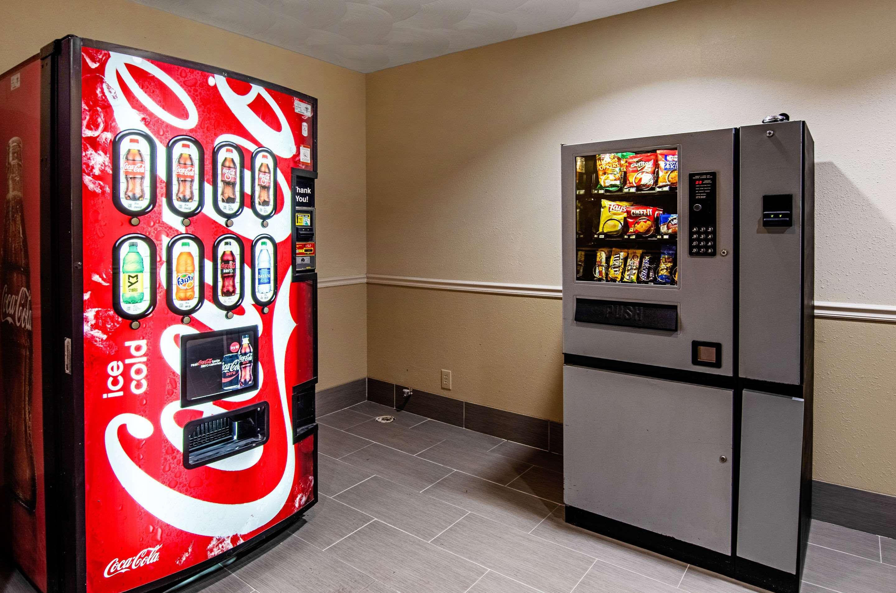 Quality Inn & Suites I-81 Exit 7 Bristol Eksteriør bilde
