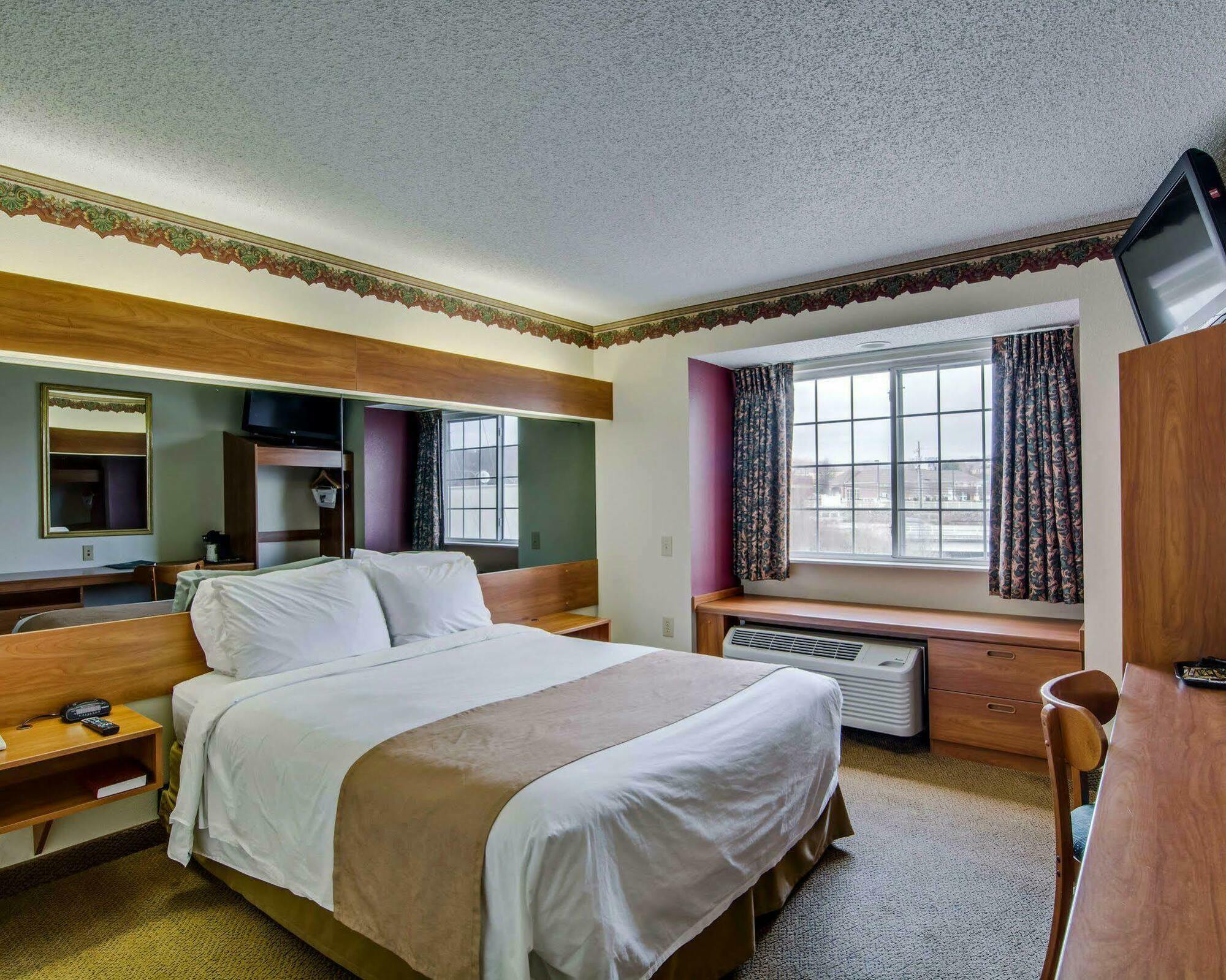 Quality Inn & Suites I-81 Exit 7 Bristol Eksteriør bilde